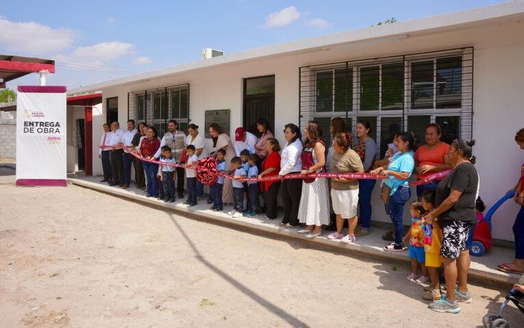 Impulsa Gobierno Municipal el desarrollo educativo con entrega de nuevas obras en planteles escolares