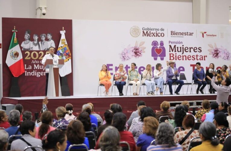 Entrega Américo tarjetas de Pensión Mujeres Bienestar; llegará a 93 mil tamaulipecas