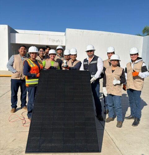 Concluye SEDENER capacitación para instalación de sistemas fotovoltaicos autónomos en viviendas