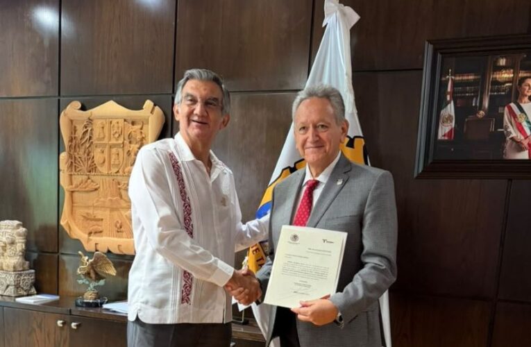Designa gobernador Américo Villarreal a Ricardo Guerrero como nuevo secretario de Salud